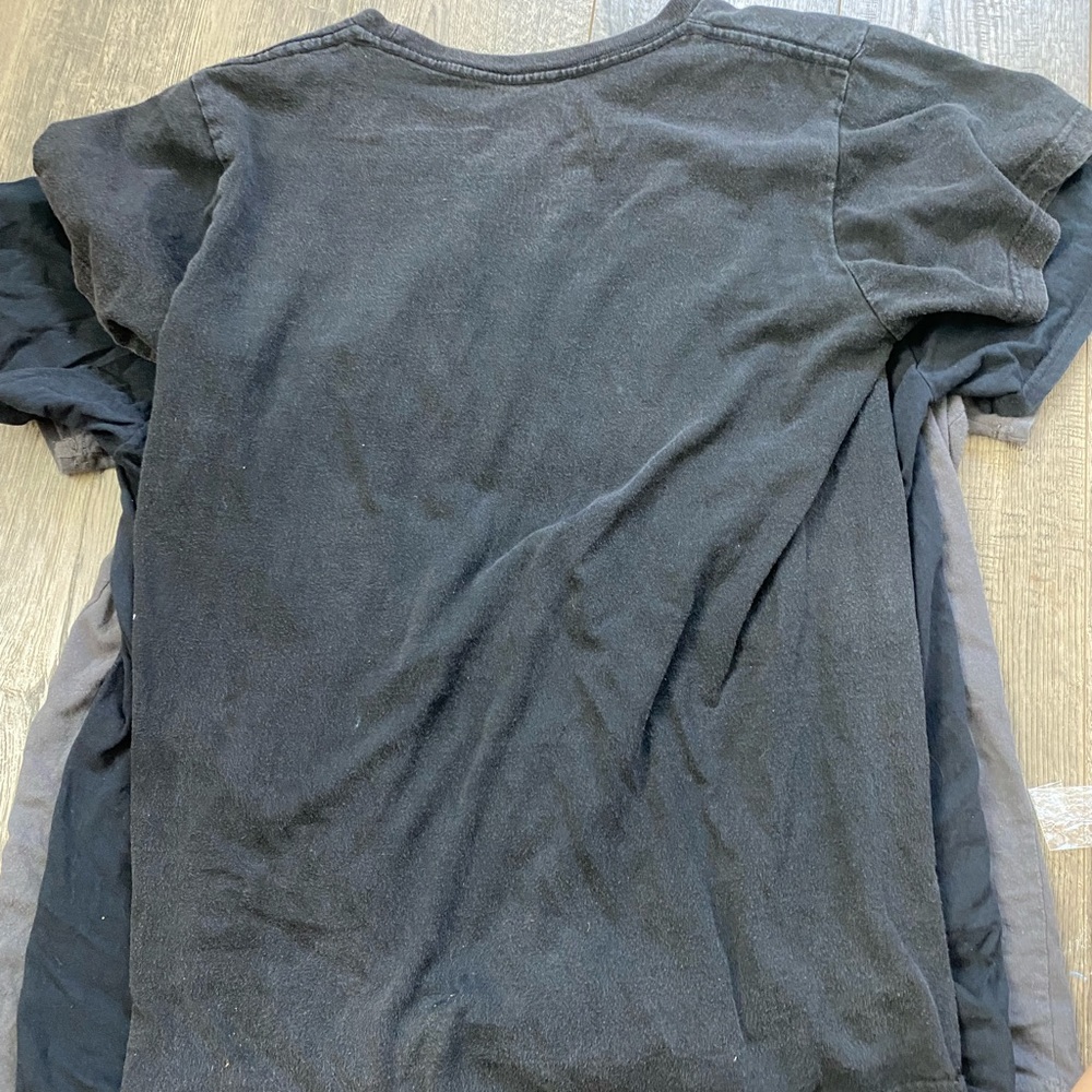 graphic tee - Picture 7 of 7